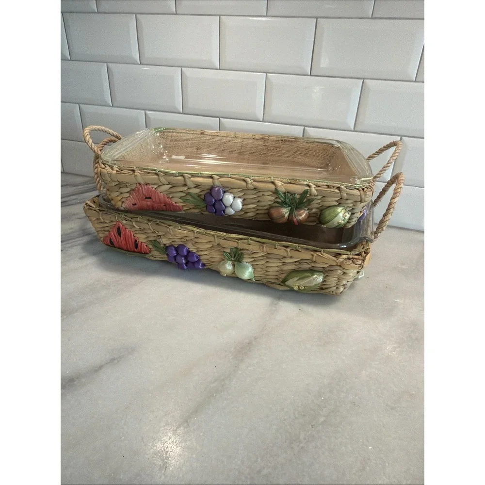 Antique Set Of 2Hand Made Nesting Baskets Fruits Veggies Rafia Glass Pyrex Dish